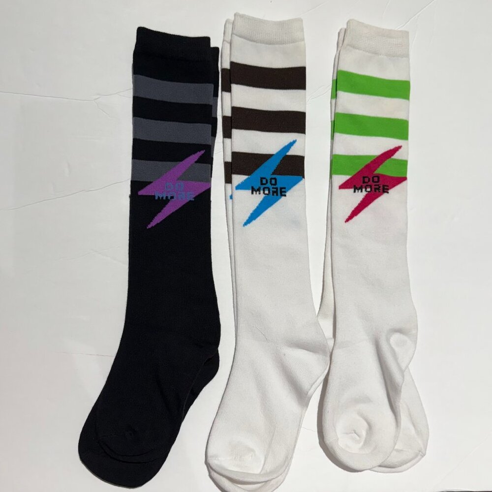 DO MORE Knee High Socks (3)